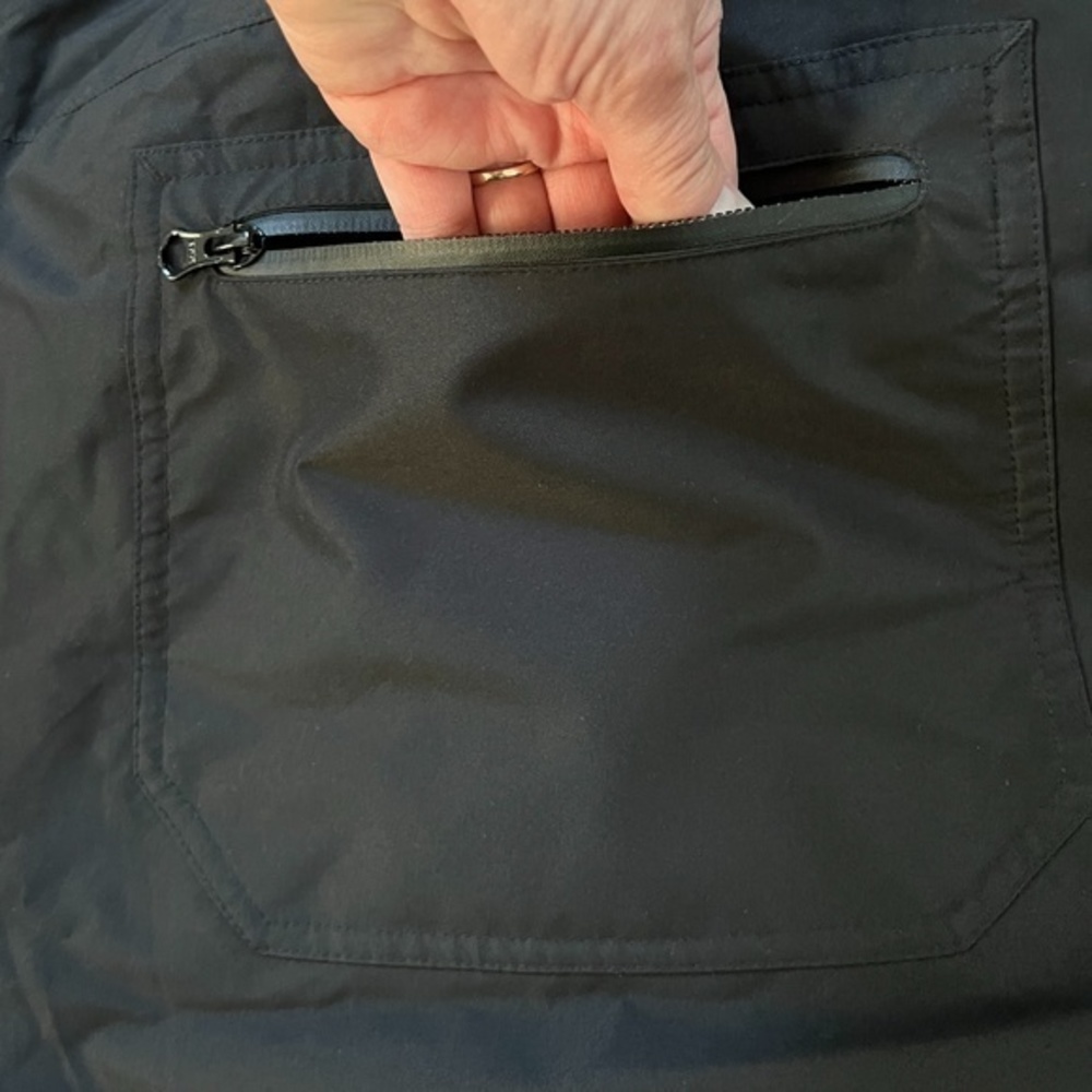 NEW Lands’ End Men’s Primaloft Insulated Waterproof Black Snow Pants Sz.… - Picture 12 of 16